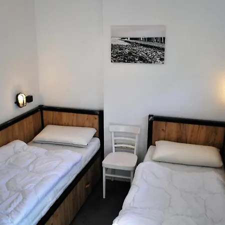 Hostel Schullandheim Waldhaus
